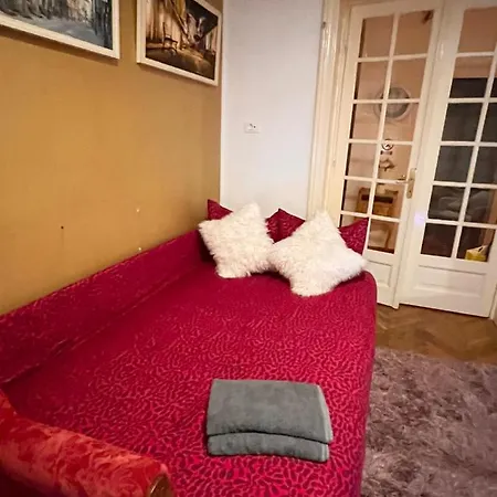 Art Deco Mosilor Appartement