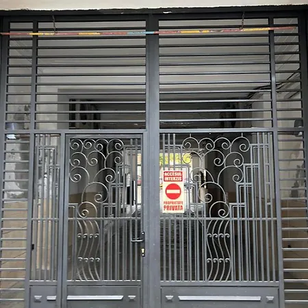 Art Deco Mosilor Apartment Bucharest